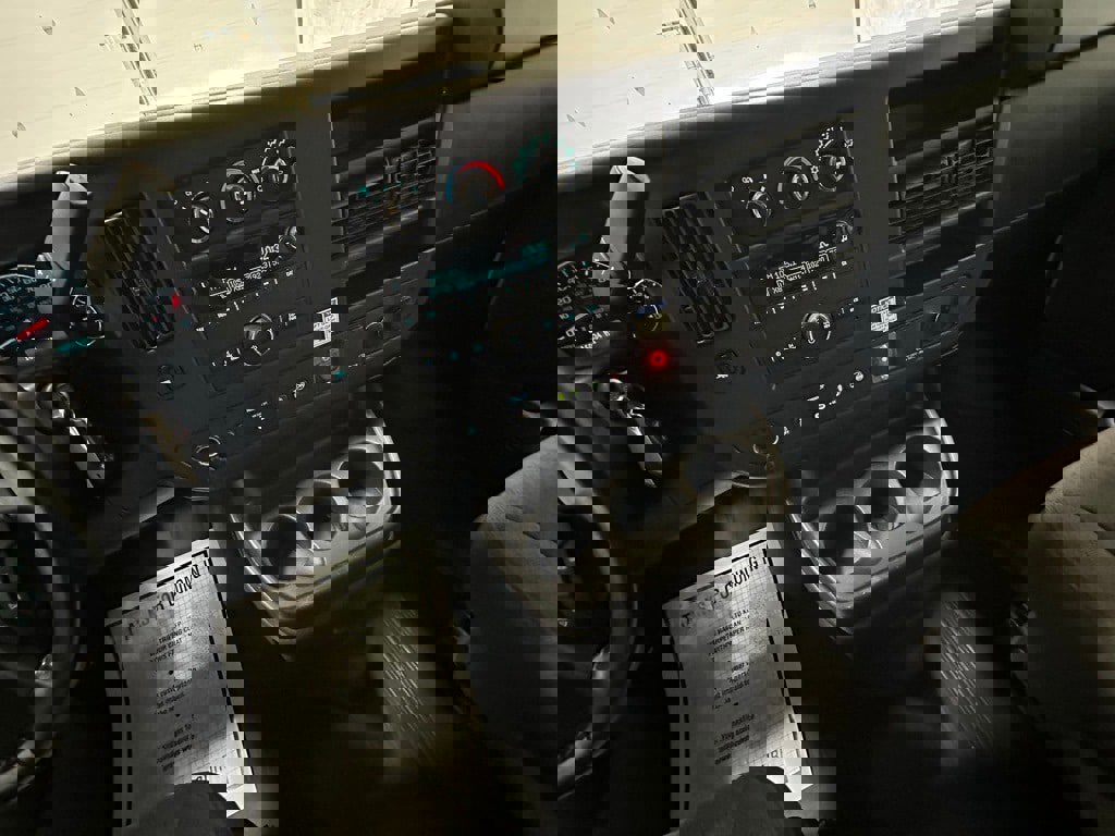 Used 2022 Chevrolet Express 3500 w/ Power Convenience Package image 28