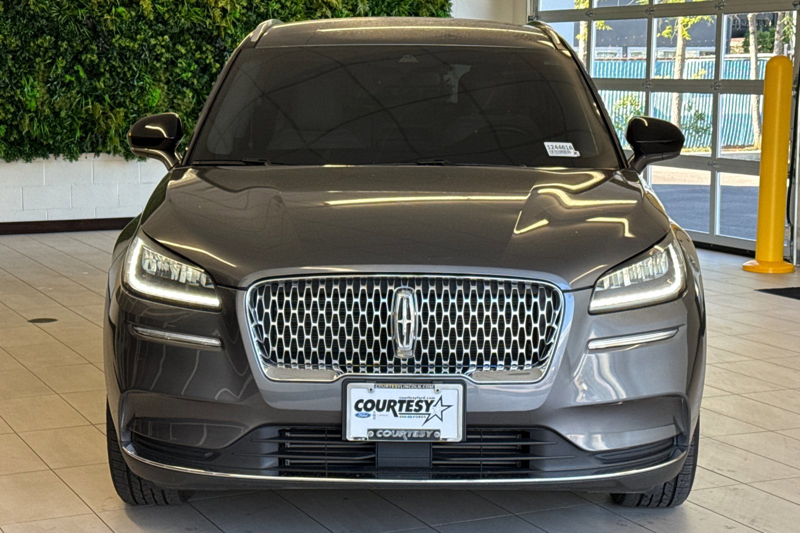 Certified 2021 Lincoln Corsair AWD w/ Equipment Group 101A image 9