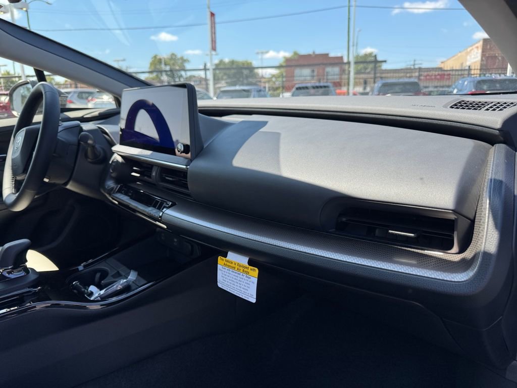 New 2026 Toyota Prius XLE image 17