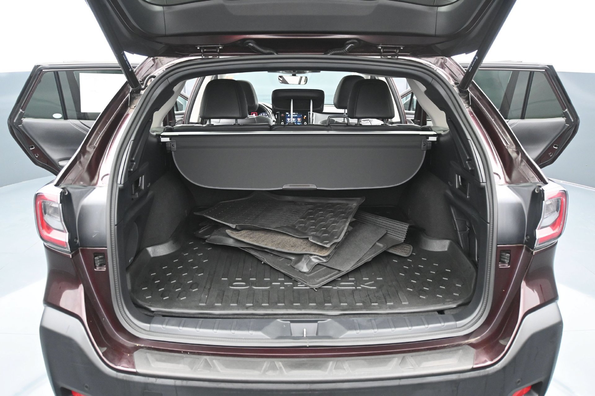 Used 2024 Subaru Outback Limited AWD/4WD image 22