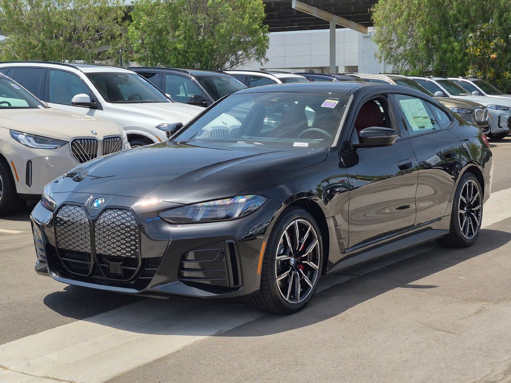 New 2026 BMW i4 xDrive40i w/ M Sport Package AWD/4WD image 2