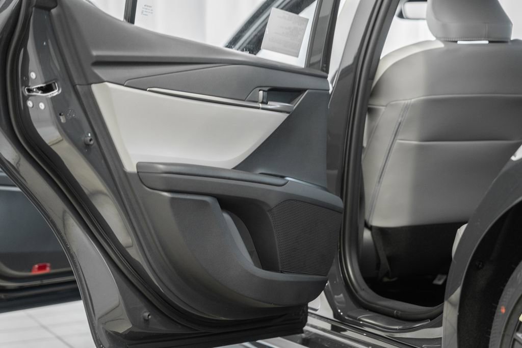 New 2026 Toyota Camry SE FWD image 33