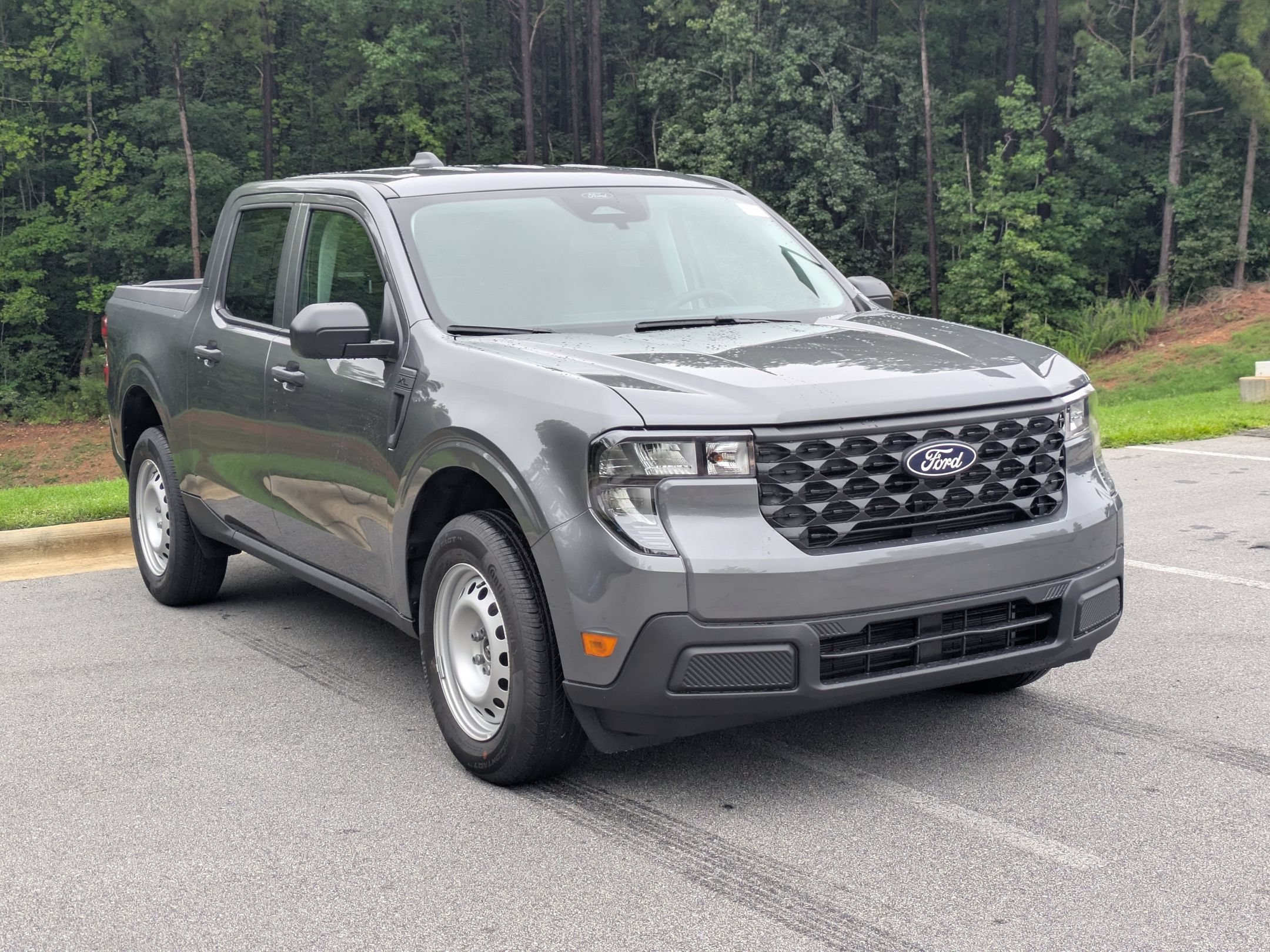 New 2026 Ford Maverick XL FWD image 2