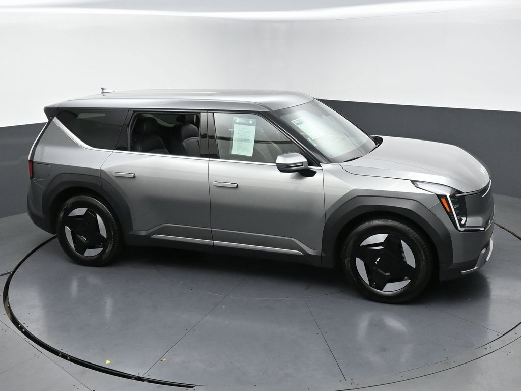 Used 2024 Kia EV9 Light Long Range image 60