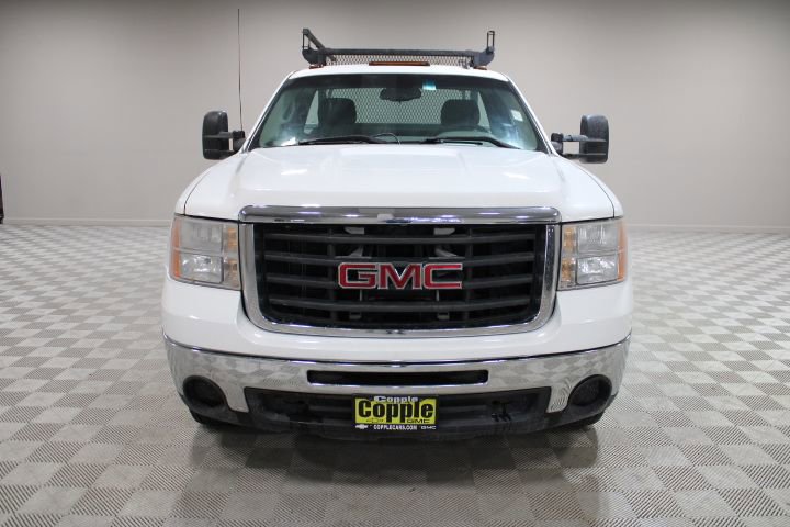 Used 2008 GMC Sierra 3500 W/T w/ Snow Plow Prep Package image 2
