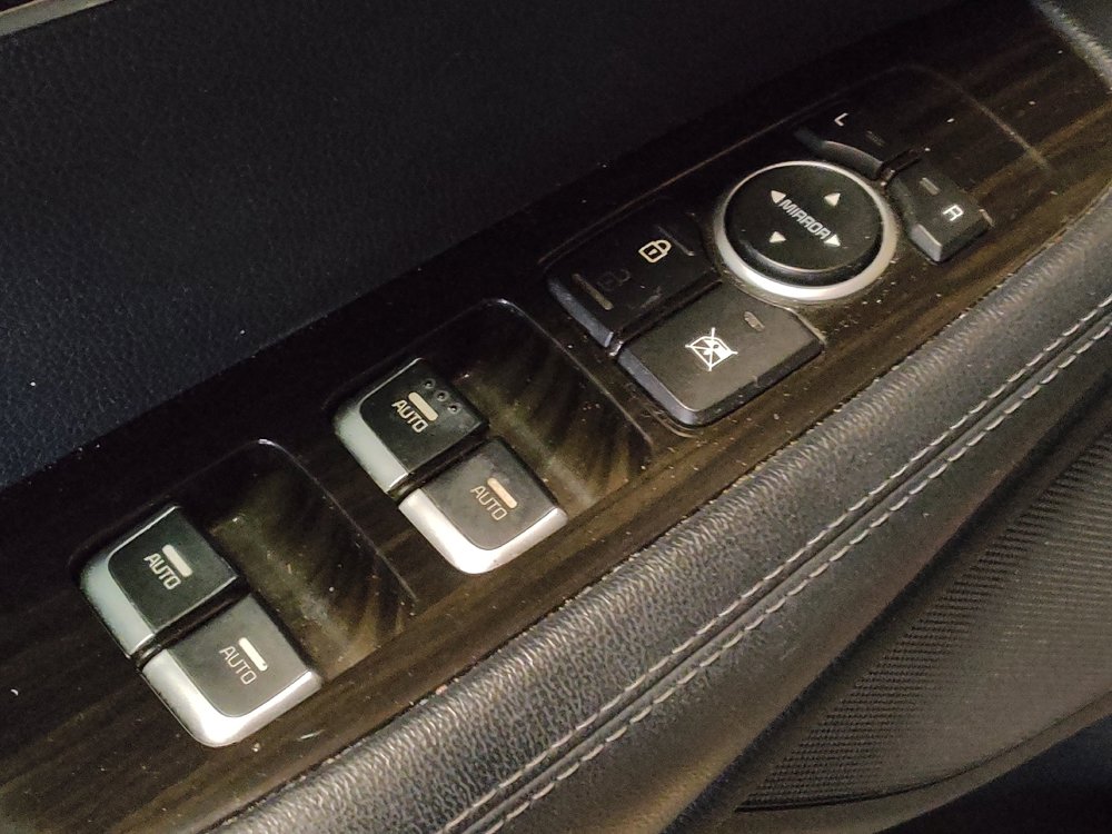 Used 2020 Kia Sorento LX image 27