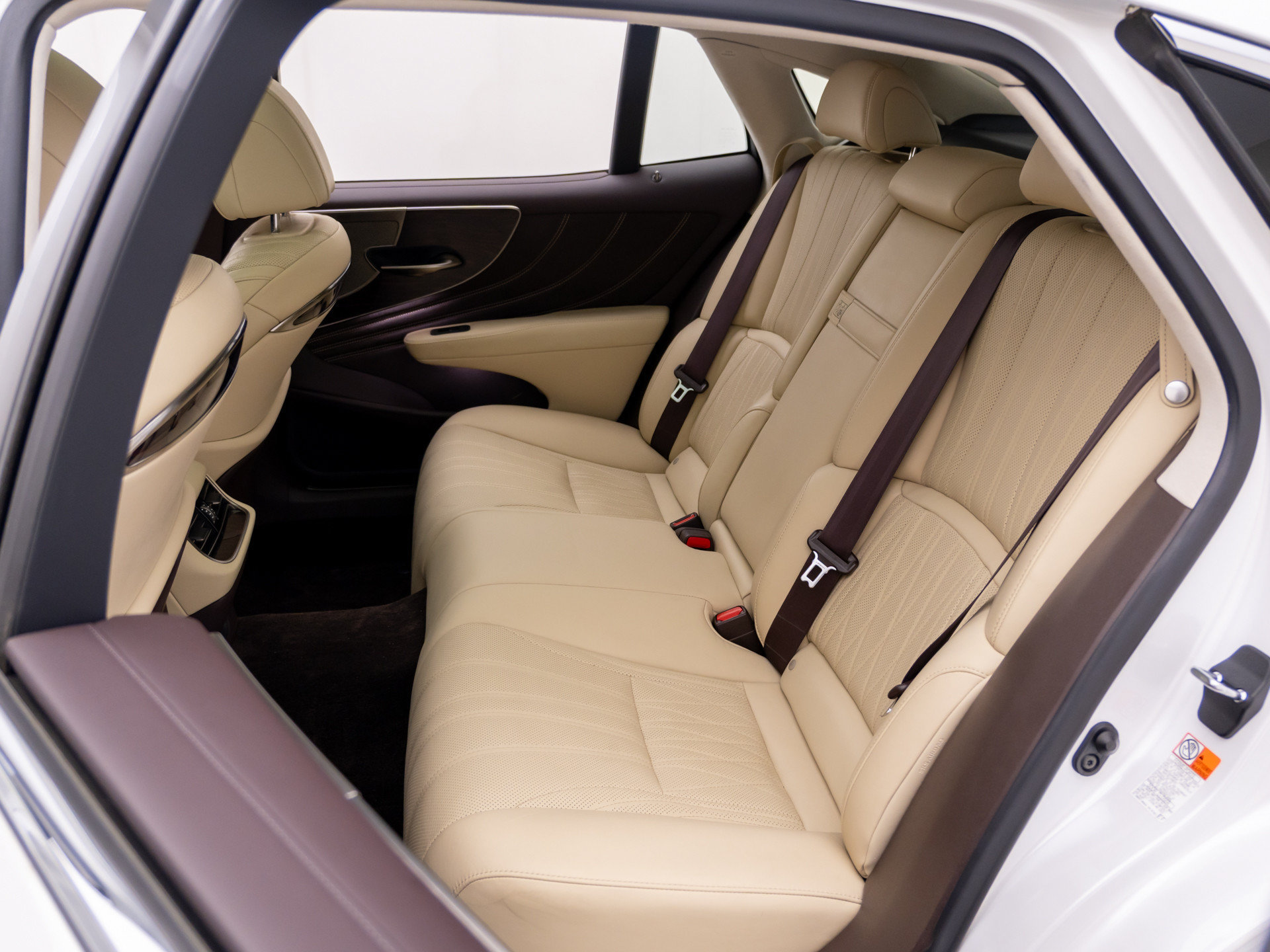 Used 2020 Lexus LS 500 AWD w/ Interior Upgrade Package image 15
