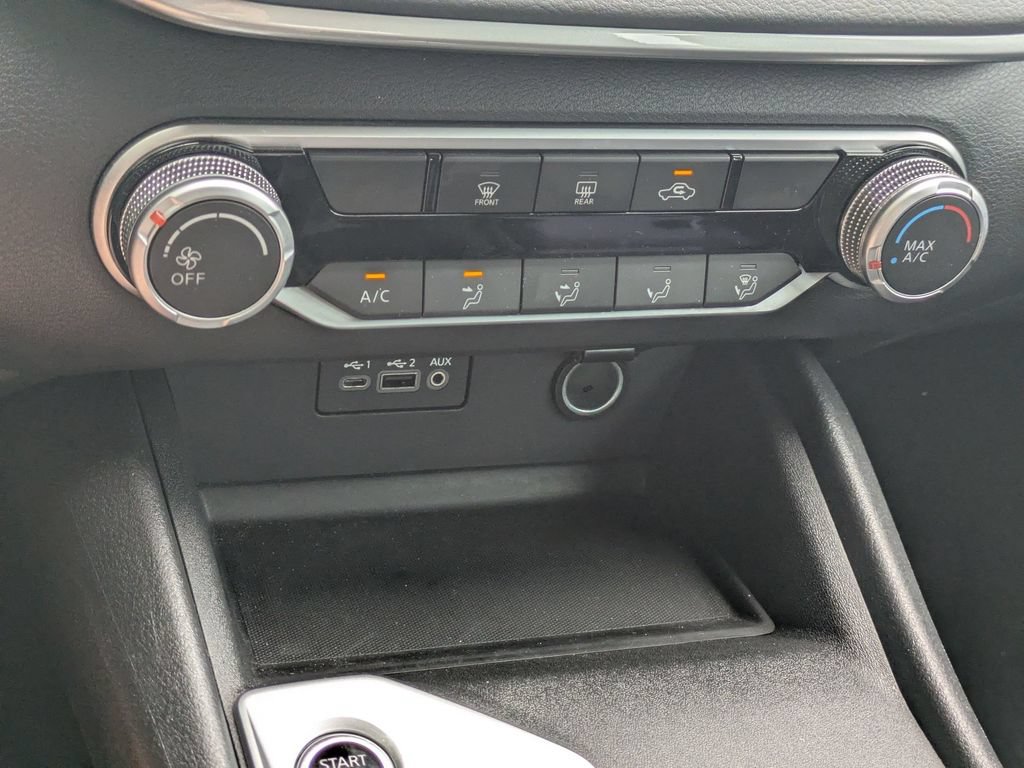 Used 2025 Nissan Altima 2.5 S FWD image 19