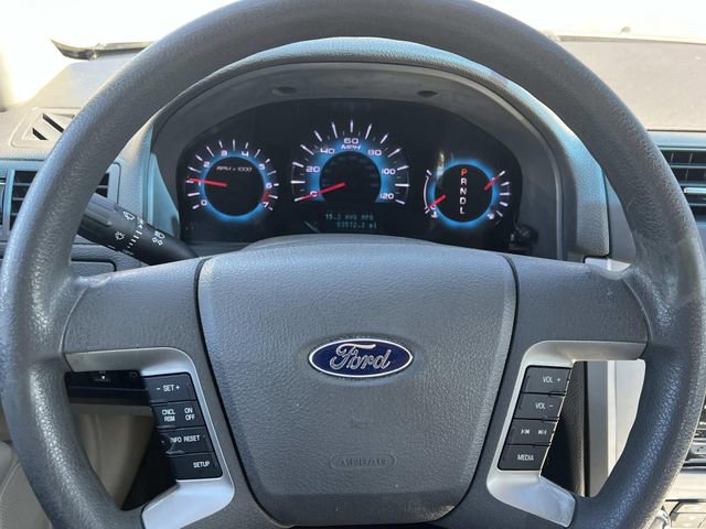 Used 2010 Ford Fusion SE FWD image 19