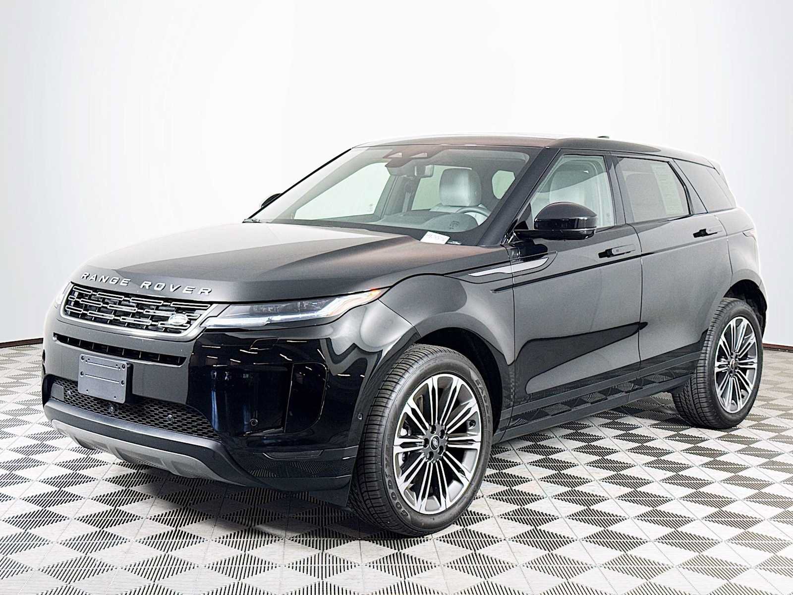 Used 2026 Land Rover Range Rover Evoque S AWD/4WD image 1