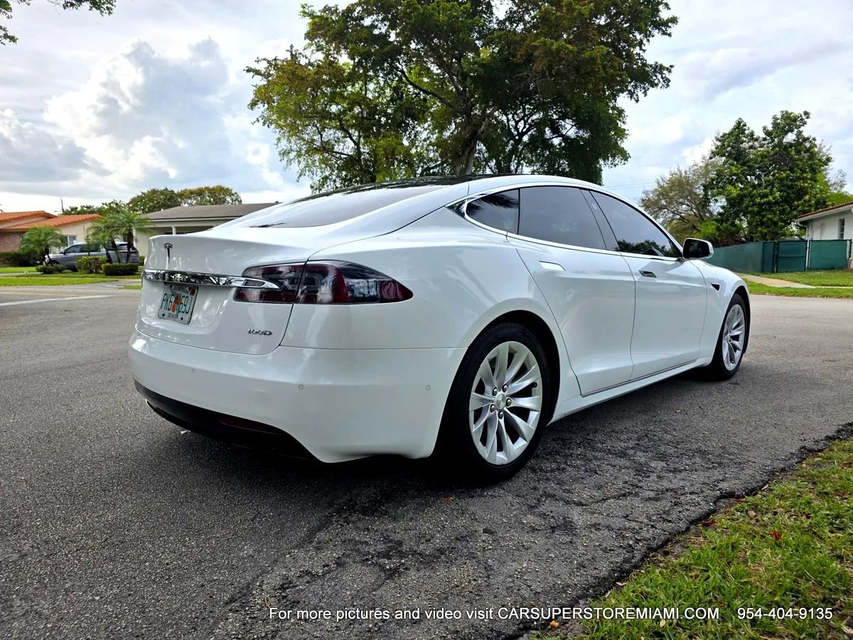 Used 2019 Tesla Model S 100D image 10