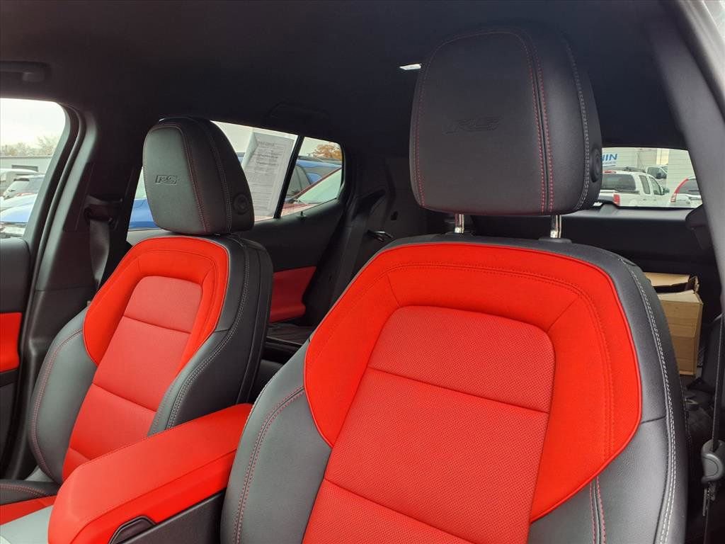 Used 2025 Chevrolet Equinox EV RS image 10