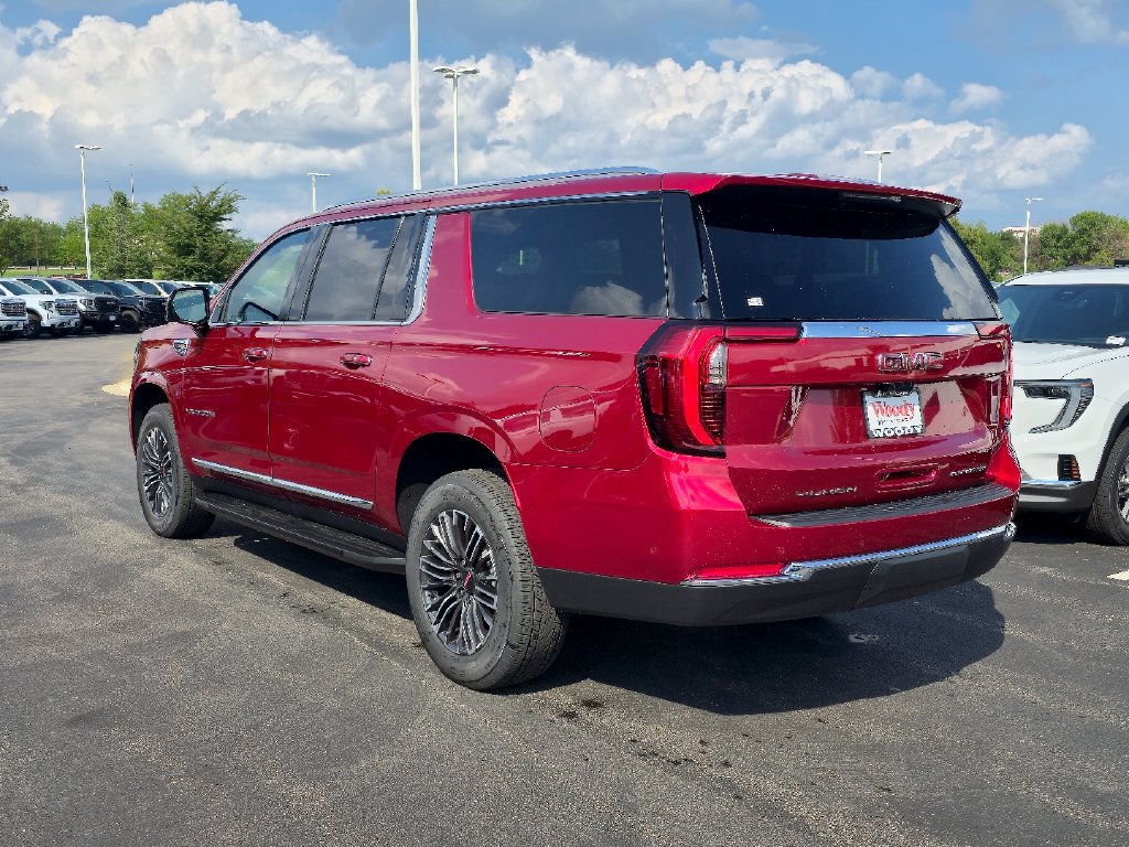 New 2026 GMC Yukon XL Elevation w/ Elevation Premium Package AWD/4WD image 8
