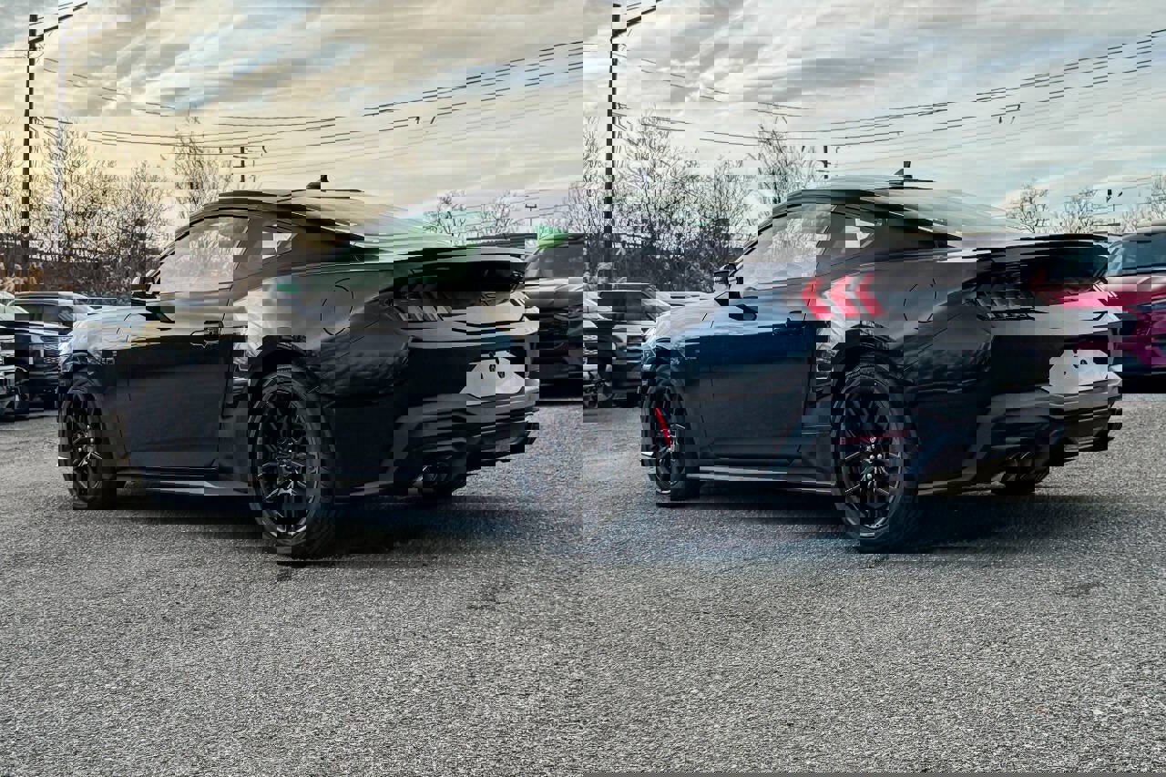 Used 2024 Ford Mustang GT Premium image 5