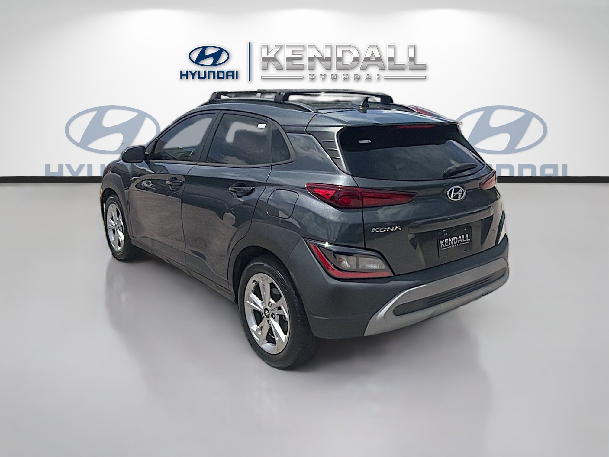Used 2022 Hyundai Kona SEL w/ Convenience Package FWD image 4