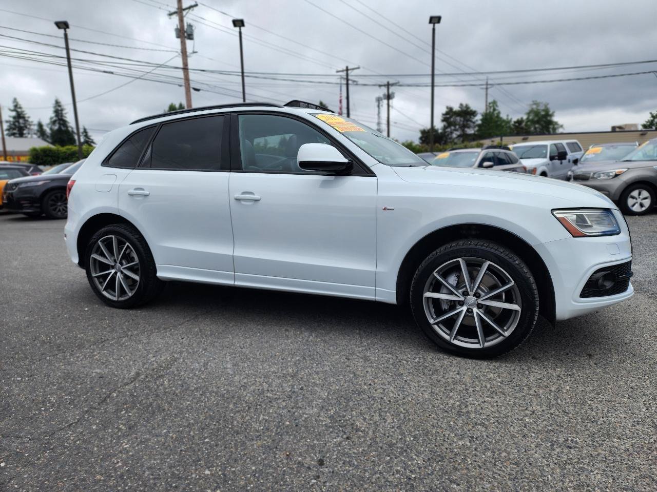 Used 2017 Audi Q5 3.0T Premium Plus w/ Technology Package AWD/4WD image 4