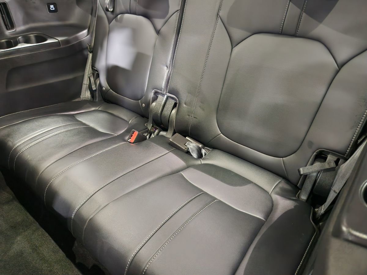 Used 2023 Honda Pilot Elite image 53