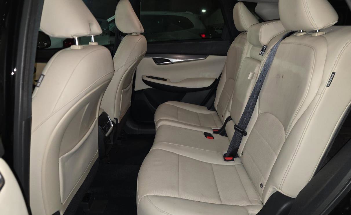 Used 2022 INFINITI QX50 Luxe image 7