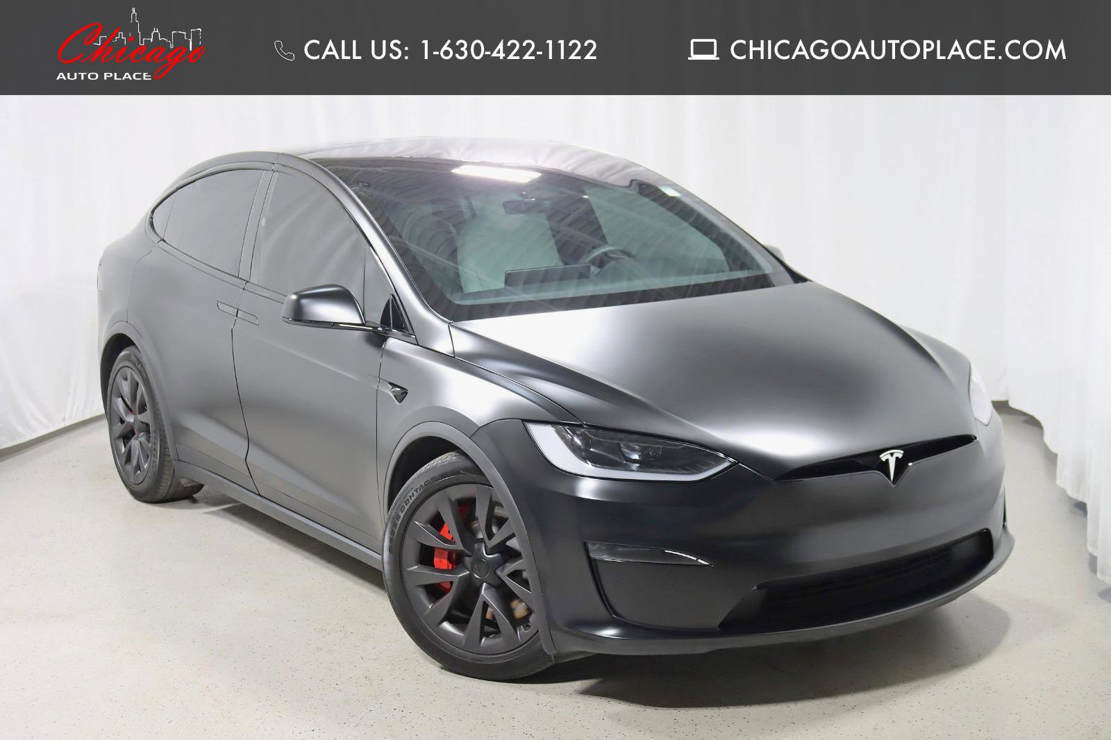 Used 2023 Tesla Model X Plaid image 1