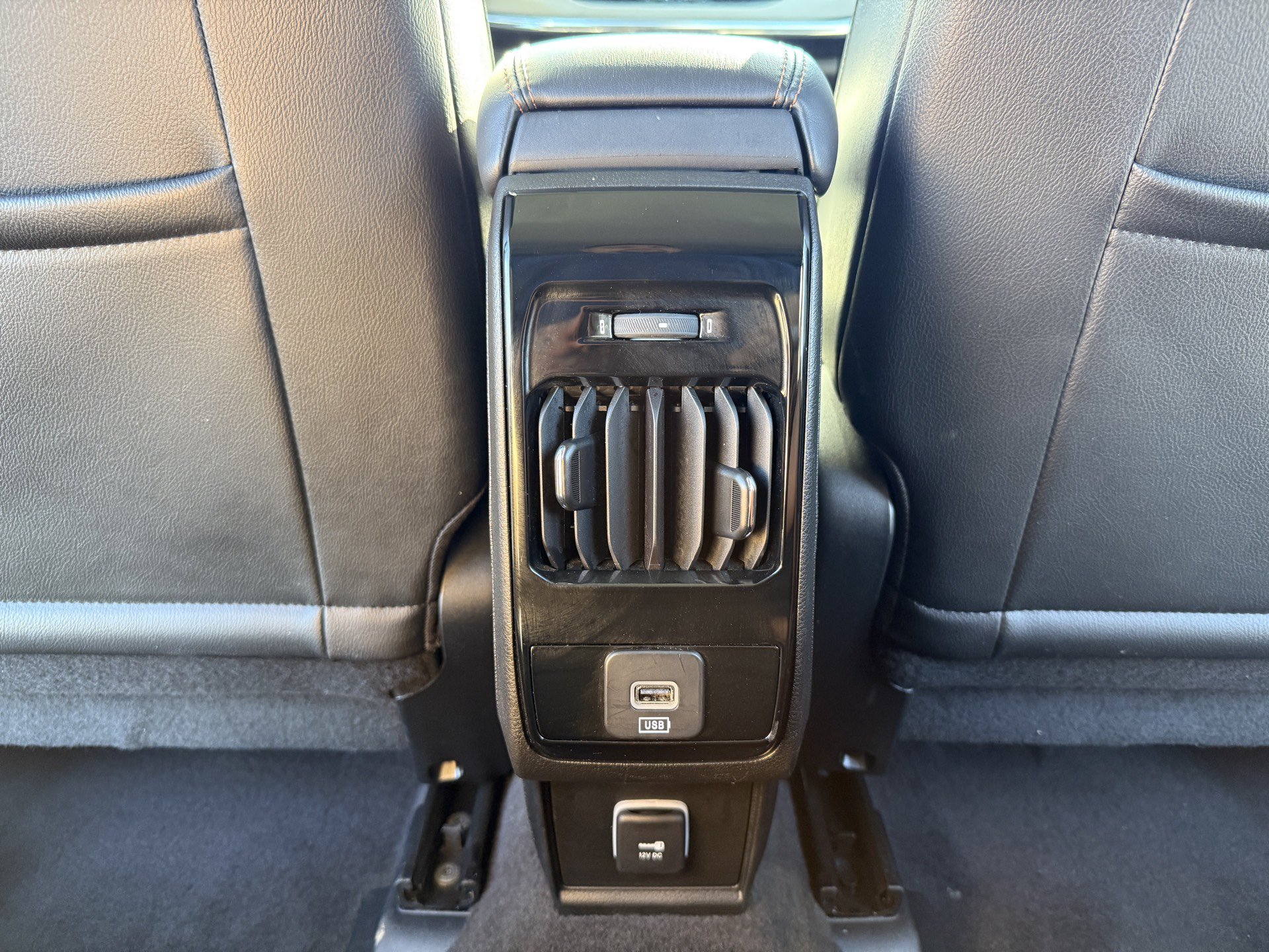 Used 2022 Jeep Compass Limited AWD/4WD image 33