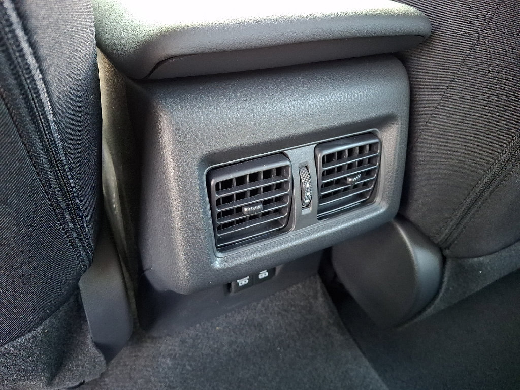 Used 2026 Toyota Camry LE FWD image 11