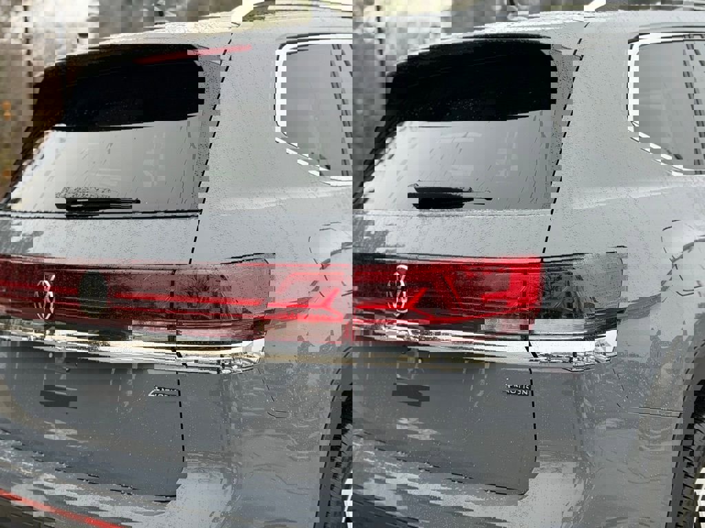 New 2026 Volkswagen Atlas SEL image 11