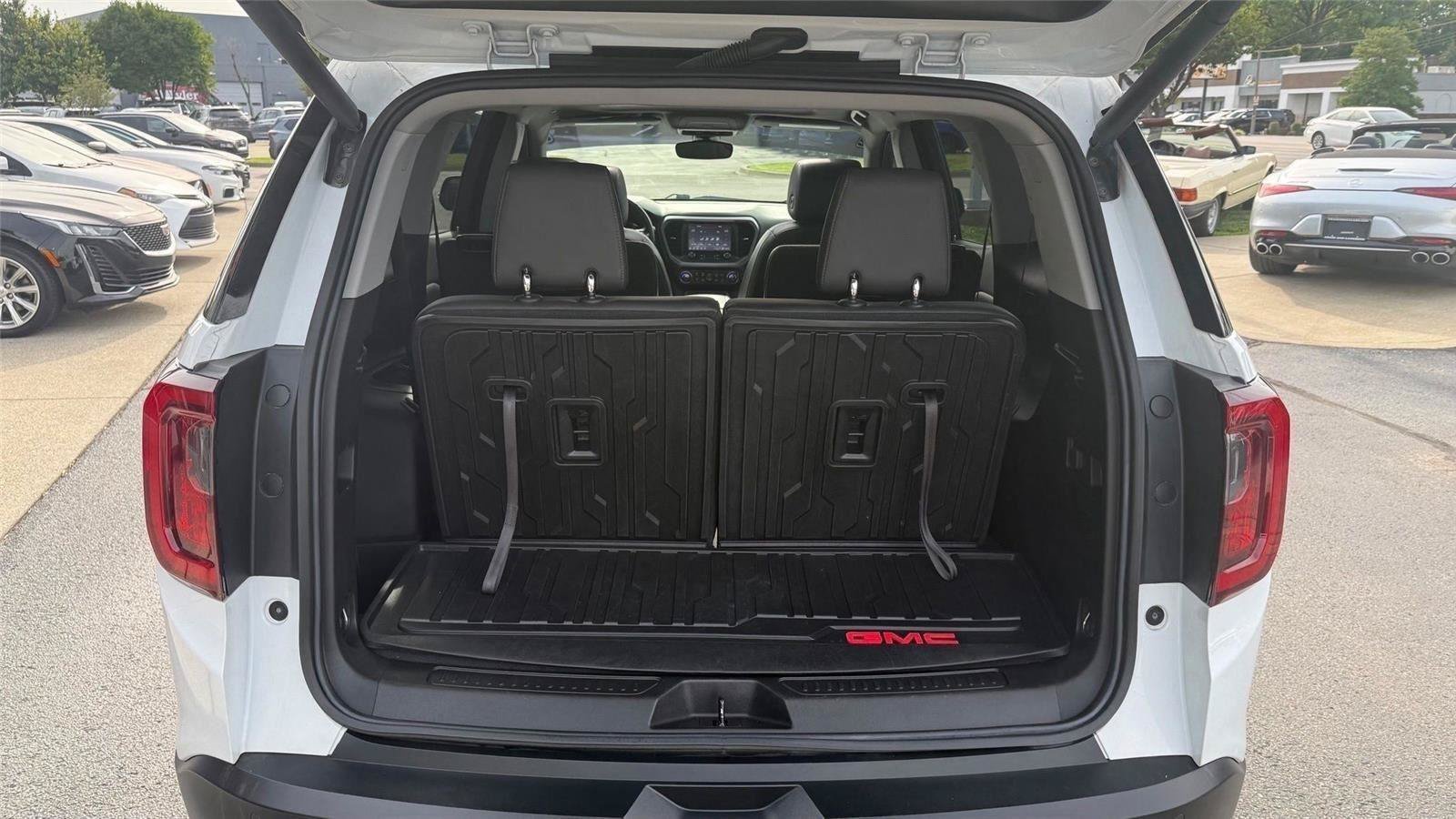 Used 2023 GMC Acadia AT4 w/ Technology Package AWD/4WD image 23