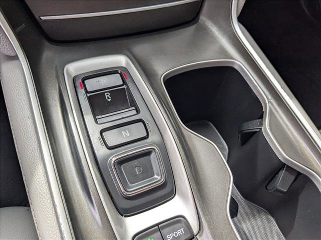 Used 2018 Honda Accord Touring image 16