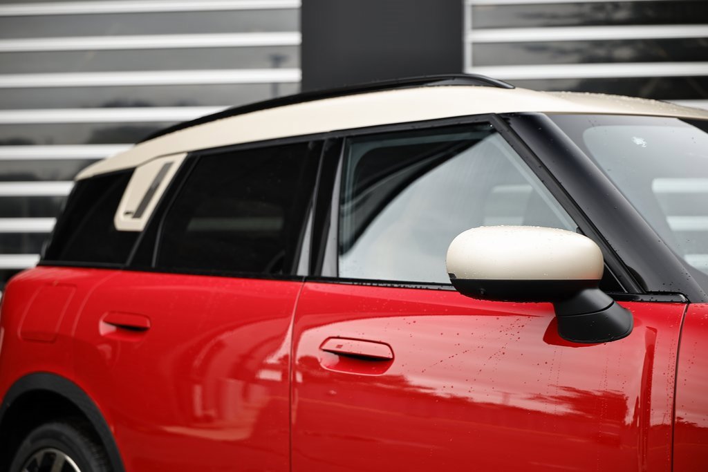 New 2026 MINI Cooper Countryman S w/ Comfort Package Max image 5