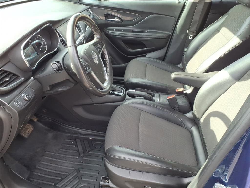 Used 2020 Buick Encore Preferred image 10