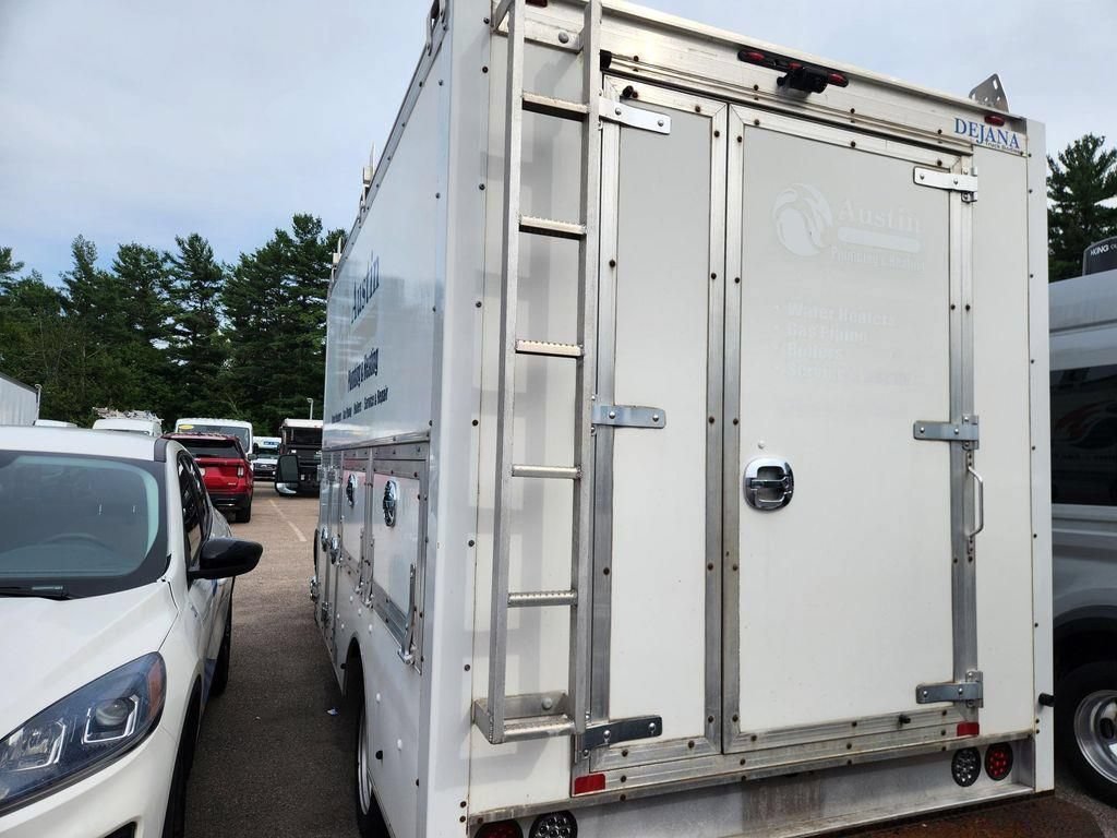 Used 2020 Ford Transit 350 DRW w/ Interior Upgrade Package RWD image 3