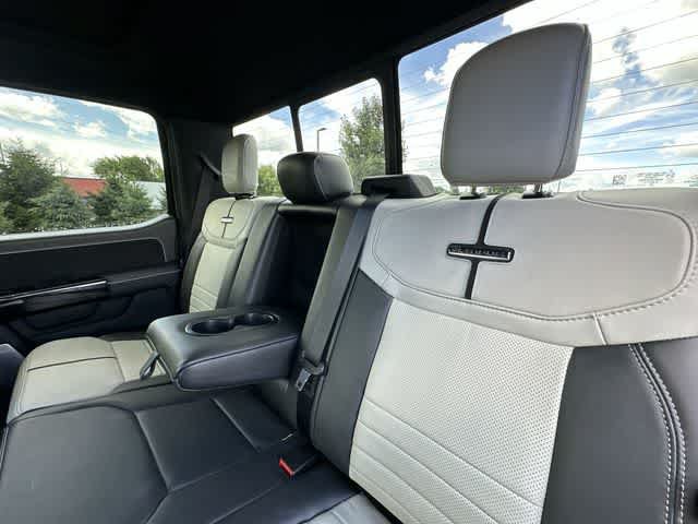 Used 2023 Ford F150 Lightning Platinum AWD/4WD image 18