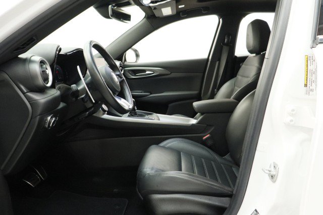 Used 2024 Alfa Romeo Tonale Veloce w/ Premium Interior Package AWD/4WD image 7