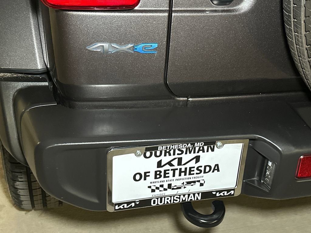 Used 2021 Jeep Wrangler Unlimited Sahara w/ Cold Weather Group image 5