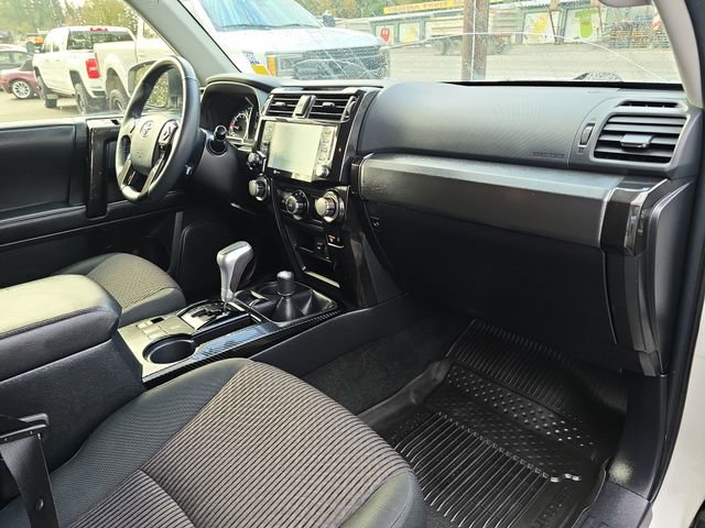 Used 2022 Toyota 4Runner TRD Off-Road image 31