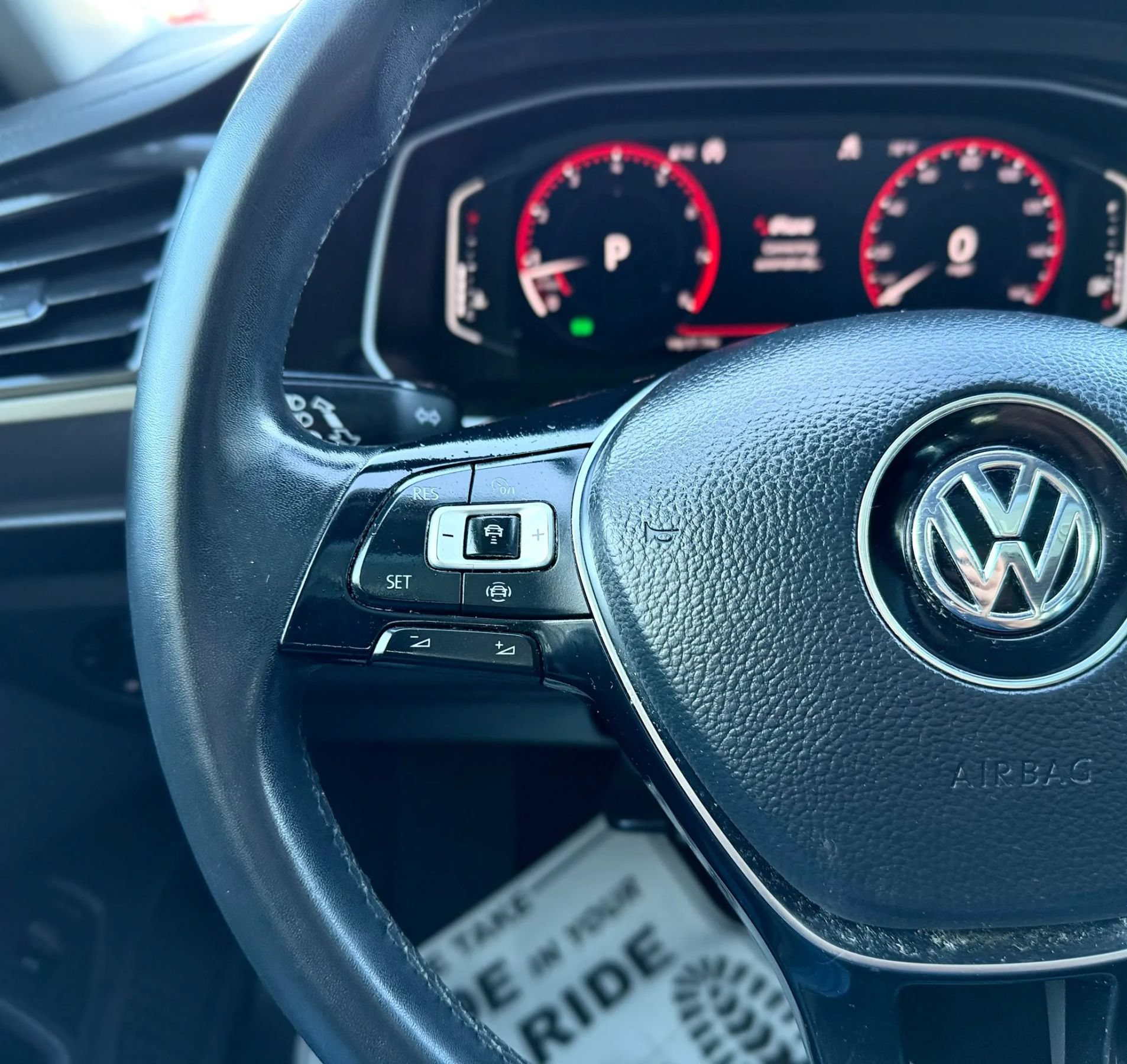 Used 2020 Volkswagen Jetta SEL Premium FWD image 14
