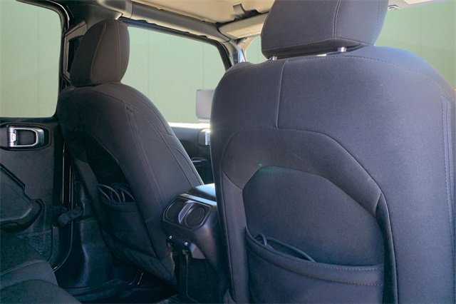 Certified 2022 Jeep Gladiator Willys image 45