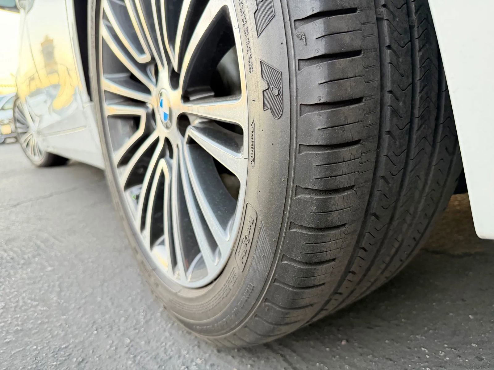 Used 2017 BMW 530i image 50