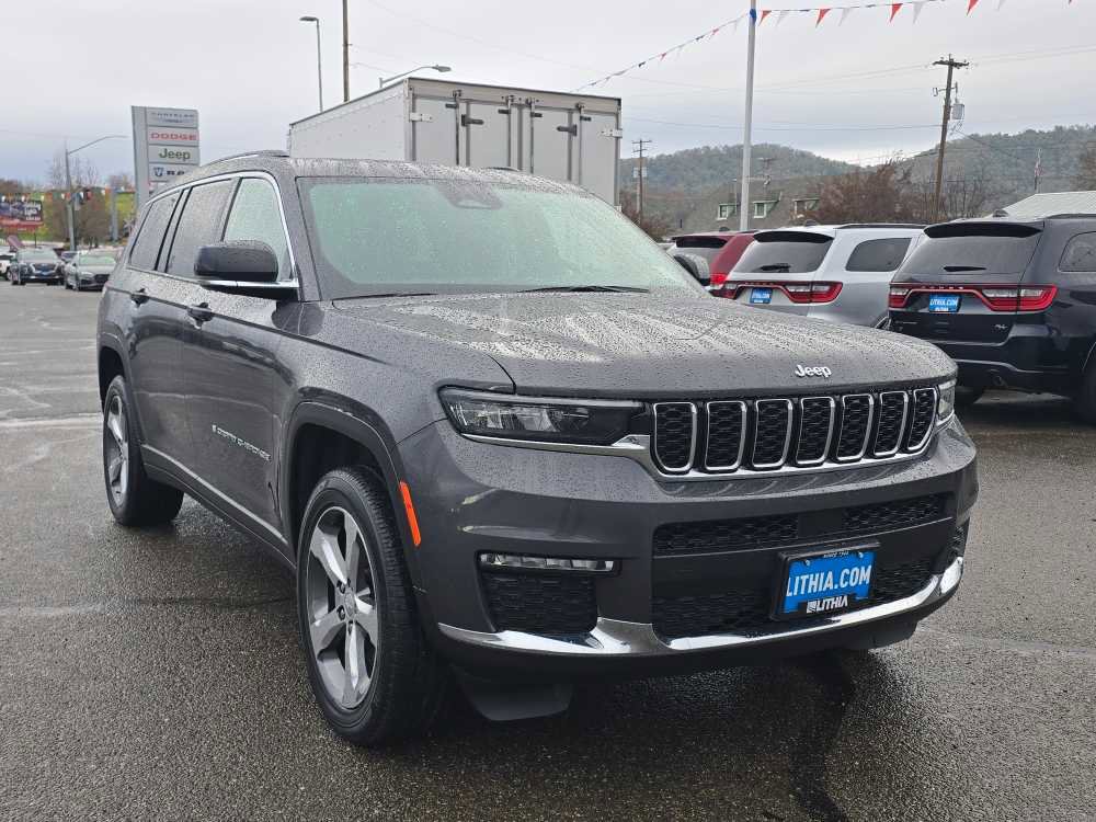 Used 2022 Jeep Grand Cherokee L Limited image 7