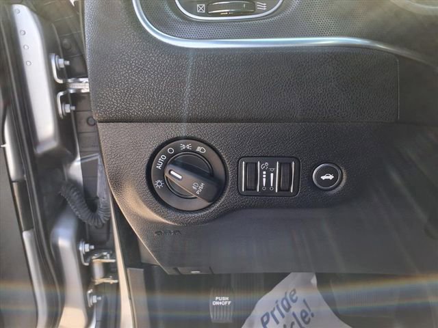 Used 2016 Dodge Charger SXT w/ AWD Plus Group image 18