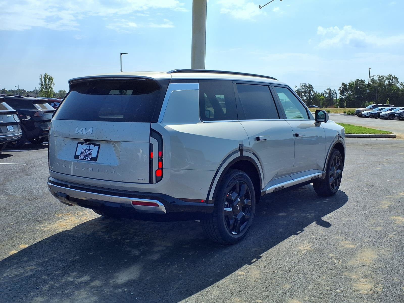 New 2027 Kia Telluride SX Prestige AWD/4WD image 16