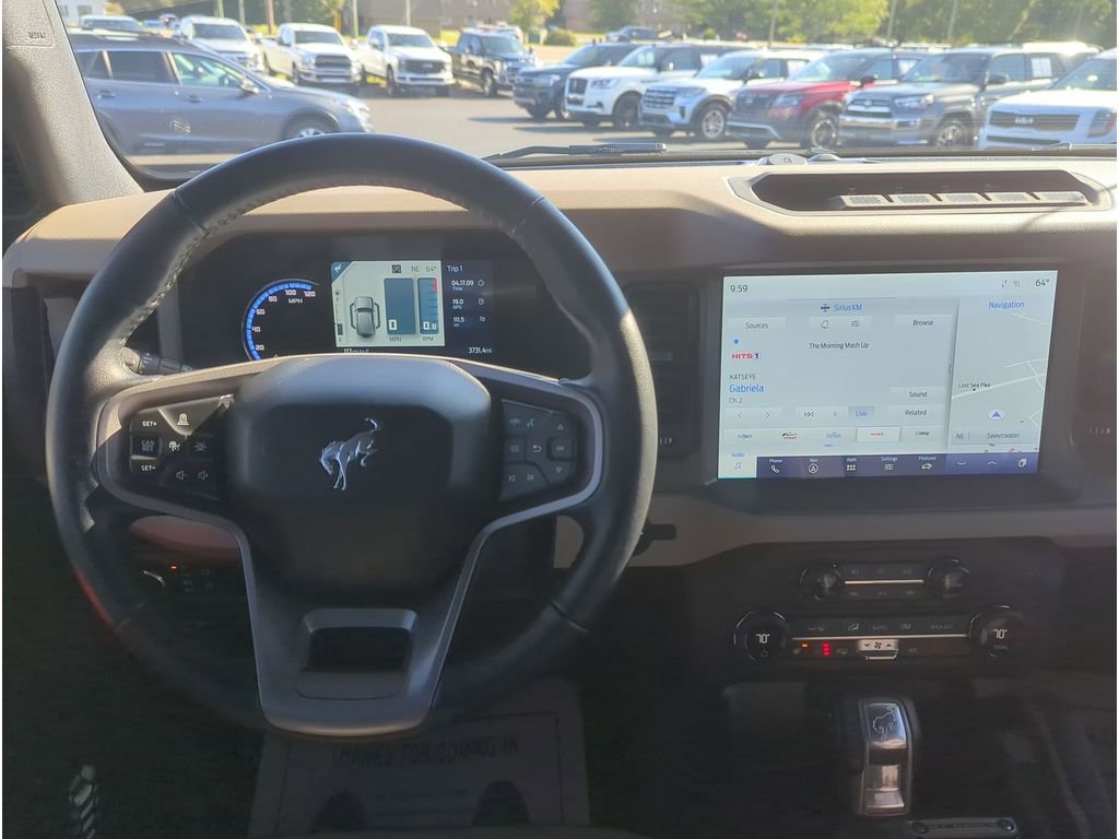 Used 2024 Ford Bronco Wildtrak image 14