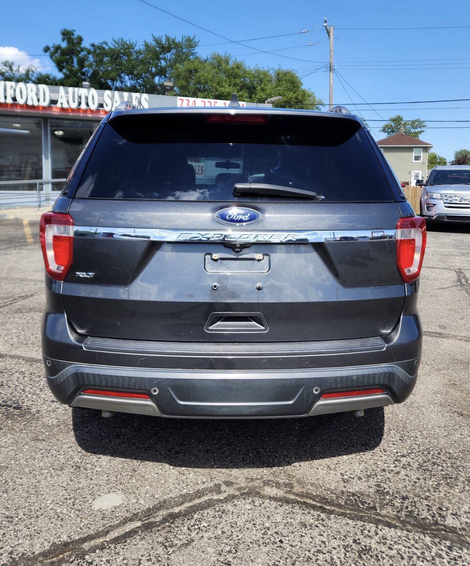 Used 2019 Ford Explorer XLT FWD image 12