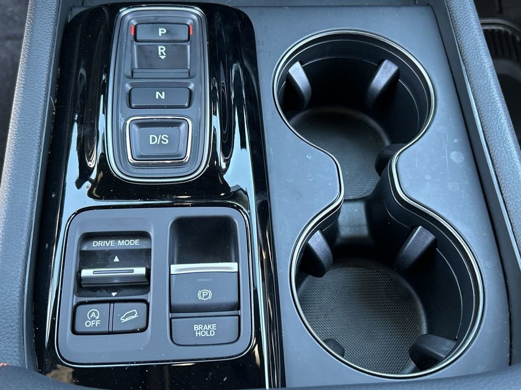 Used 2024 Honda Pilot TrailSport image 16