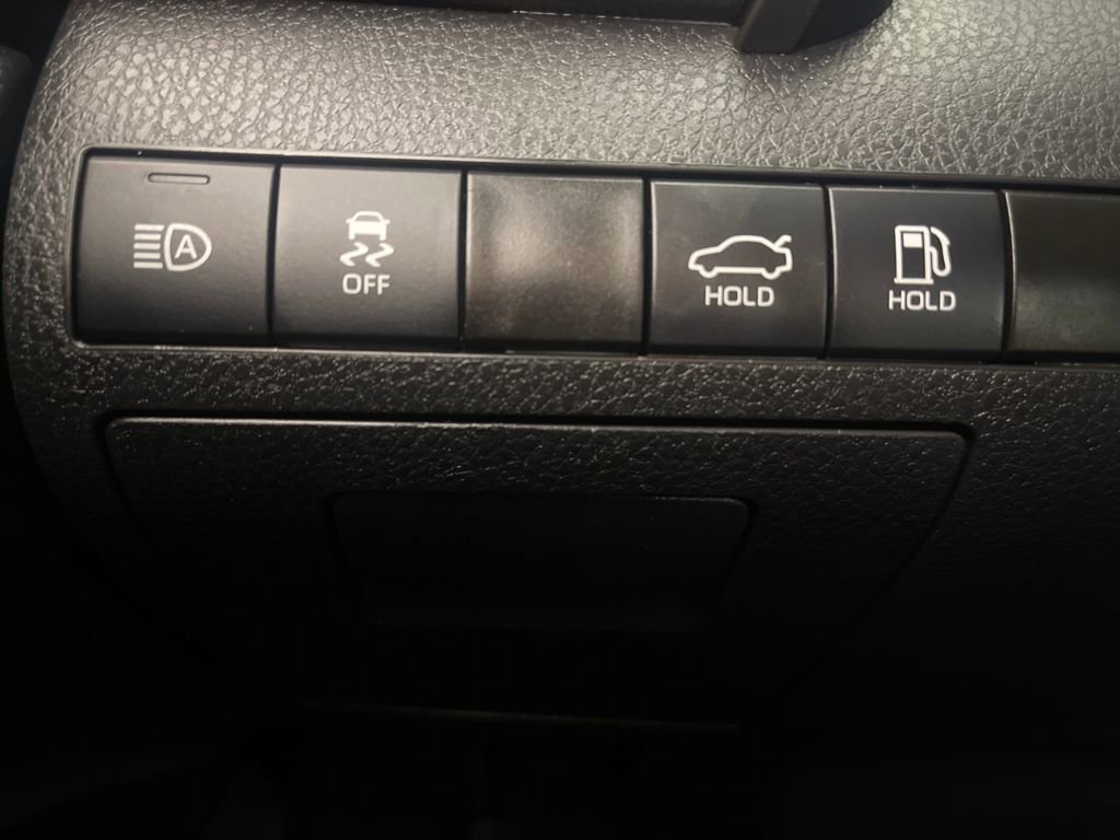 Certified 2023 Toyota Camry SE image 28