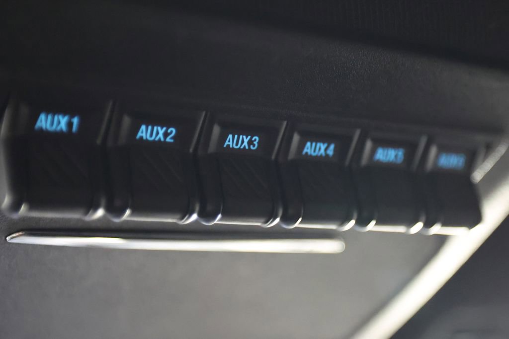Used 2025 Ford F150 Raptor AWD/4WD image 34
