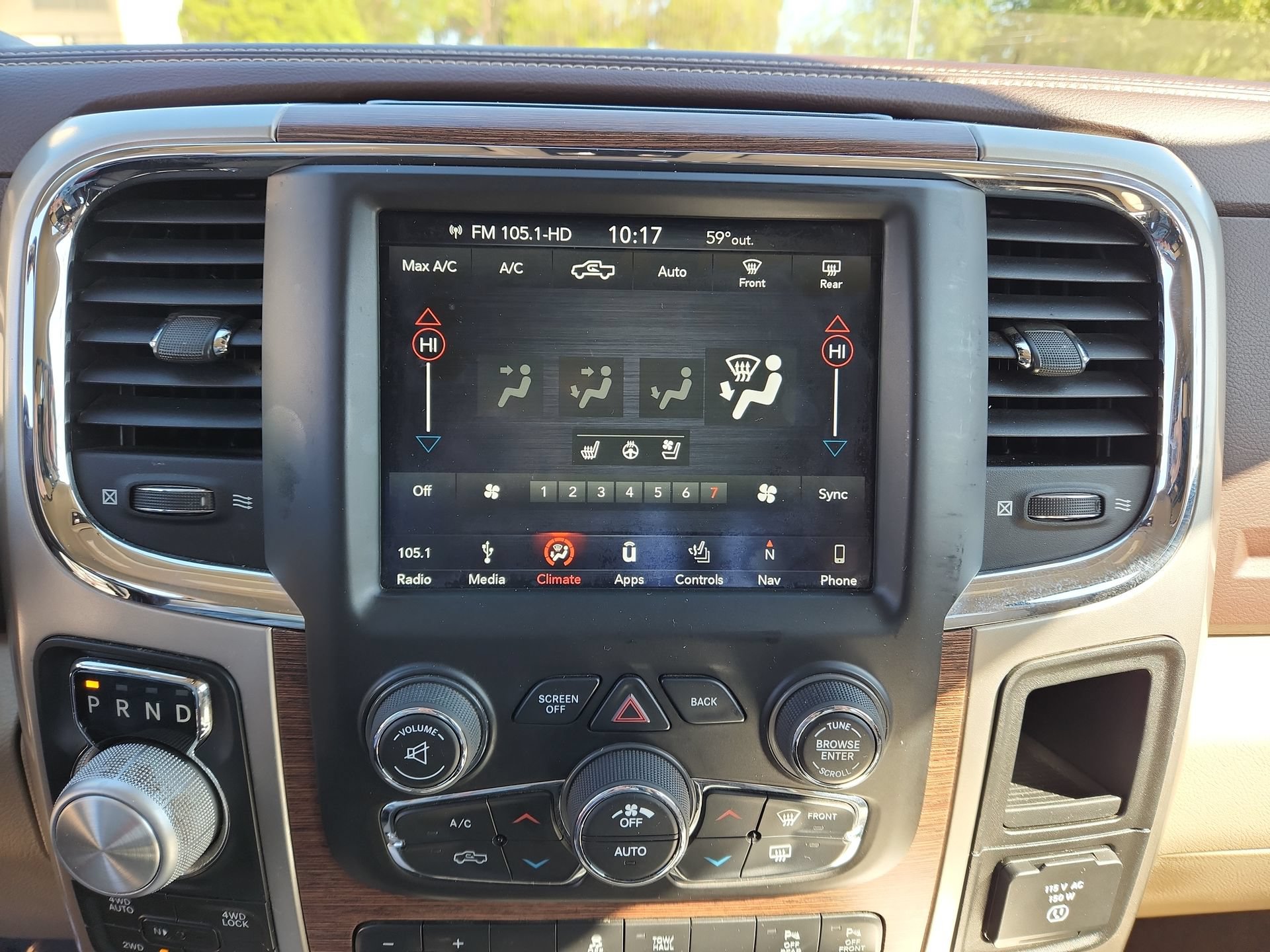 Certified 2018 RAM 1500 Laramie w/ Convenience Group AWD/4WD image 16