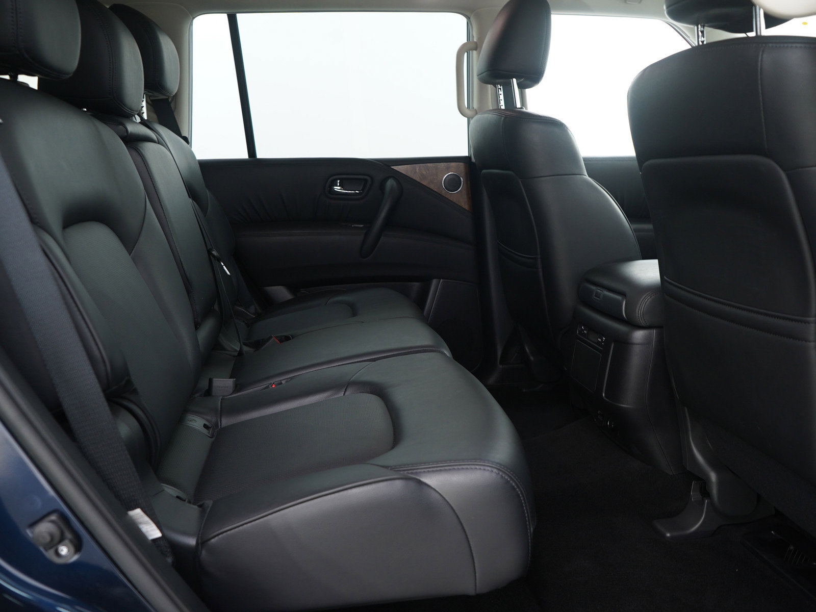 Used 2024 Nissan Armada SL w/ Cargo Package image 16