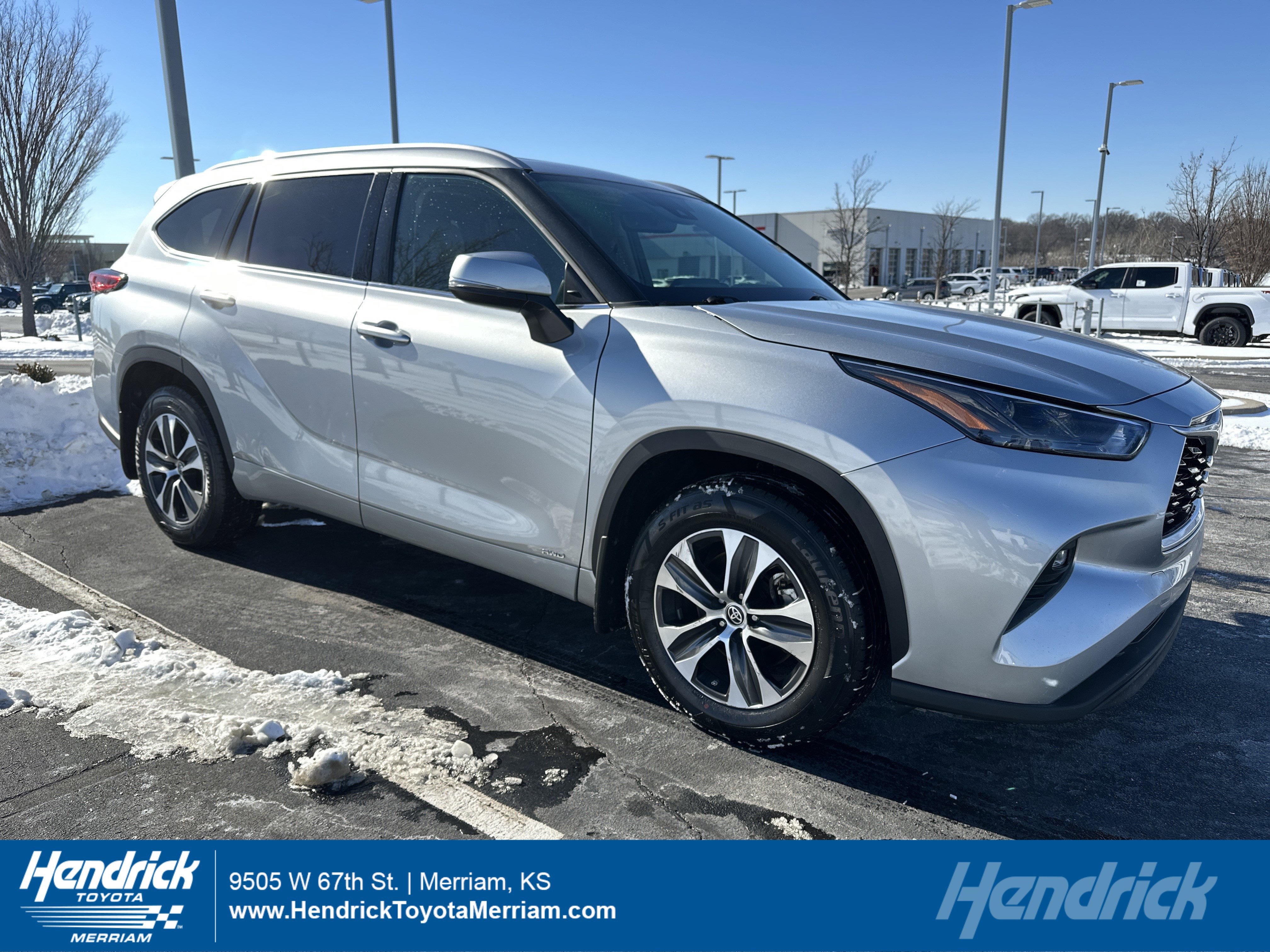 Used 2022 Toyota Highlander XLE video 1