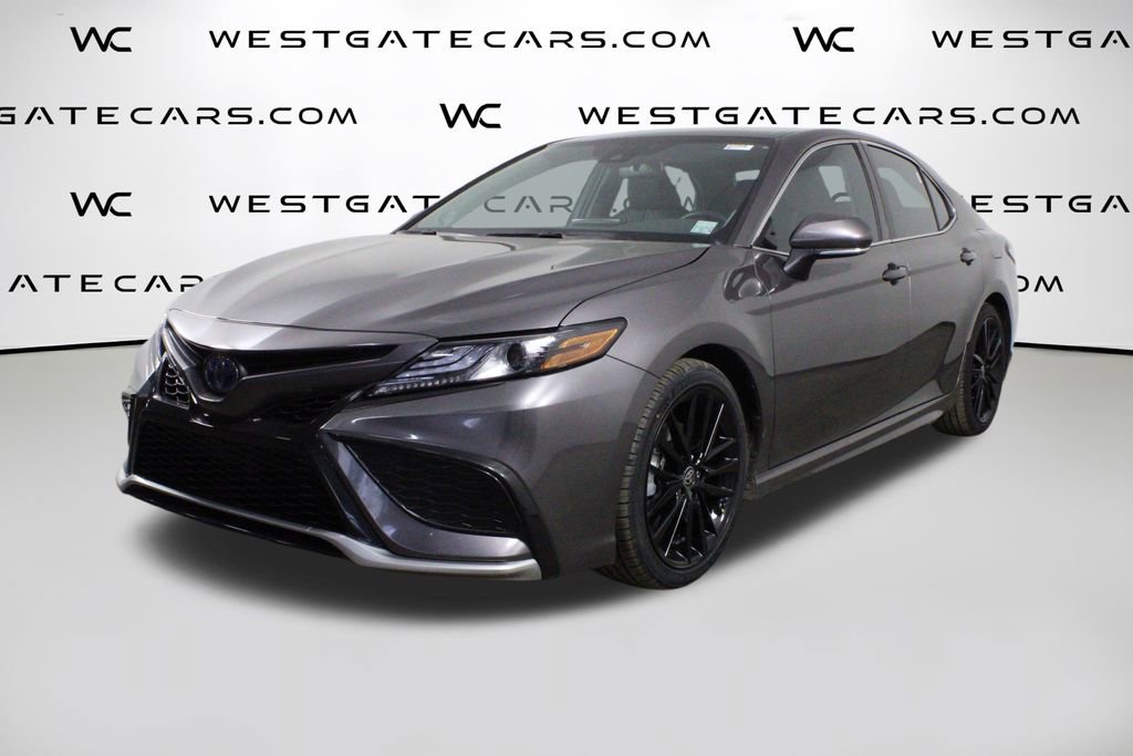 Used 2024 Toyota Camry XSE image 1